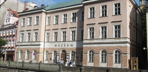 Muzeum Karlovy Vary: Expozici ovládly pestrobarevné kostičky