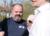 Prase! útočí na Andreje Babiše ,,proslavený" aktivista