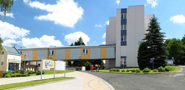 Oblastní nemocnice Trutnov má nový perimetr. Zrak vyšetří rychleji a důkladněji