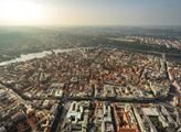 Zlatá Praha? Podle průzkumu je to pro život třinácté nejlepší město na světě