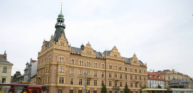 Práva v Plzni nesmějí přijímat studenty magisterského studia