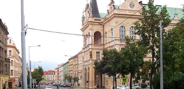 Praha 4: Pro pas, občanku nebo parkovací oprávnění nově i přes on-line rezervaci