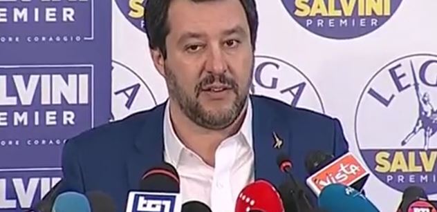 Salvini přilil olej do ohně. Výsměch Angličanům? Fotbal má dohru