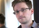 Pozor na kampaně proti ,,šíření nenávisti" na internetu, varuje Edward Snowden