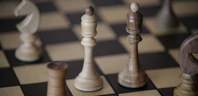 Petr Šaroun: Šach mat pro Rusko