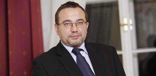 Ministr J. Dobeš: Jde mi o řádné a transparentní výběrové řízení
