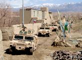 P. C. Roberts: Nejvyšší americký velitel v Afghánistánu - Tálibán nelze porazit