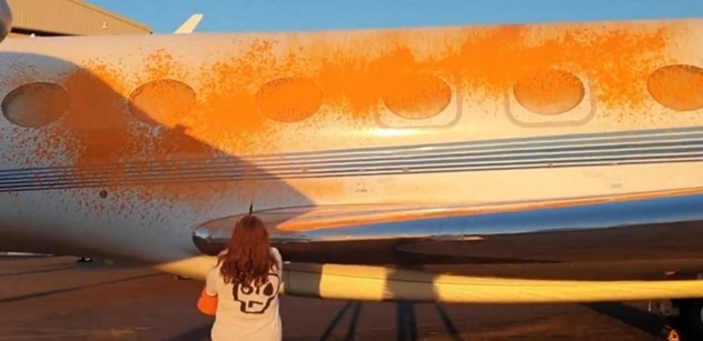 Aktivistky poničily letadlo, aby chránily planetu. Ale udělaly zásadní chybu