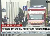 Zděšení a kousavé narážky na zastánce islámu. Jsou zde první reakce na masakr v Paříži