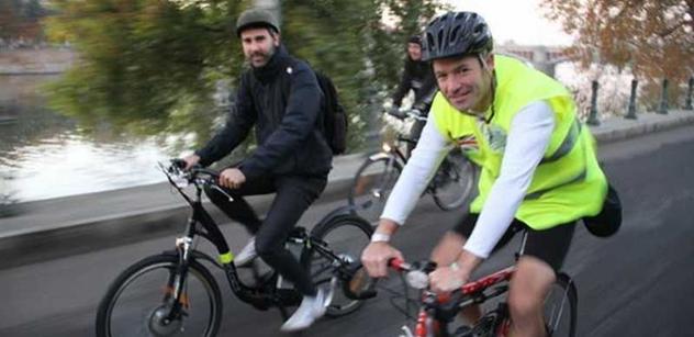 Britský diplomat zahájil Evropský týden mobility cestou na kole z Prahy do Brna