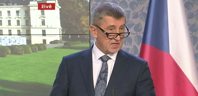 Česko po varování NÚKIB analyzuje bezpečnostní rizika, uvedl premiér Babiš