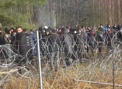 Útoky, cílené. Migranti z Běloruska: Generál vidí vývoj, který nechcete