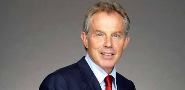 Bývalý britský premiér Tony Blair se omluvil za invazi do Iráku