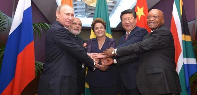 BRICS se nejspíš rozšíří. A z Číny jedou vtipy na sedánek G7