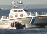 Jan Urbach: Řecko brání hranici, střelba na člun s migranty
