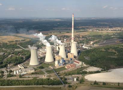 Elektrárna Chvaletice napotřetí získala výjimku z emisních limitů. Ekologické organizace se odvolají