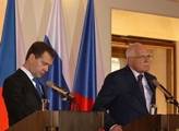 Ukrajinská krize se podle Medveděva nevyřeší bez akceptace Putinova  mírového plánu 