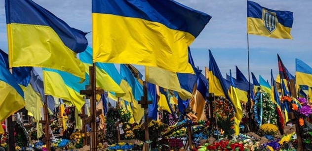 Ukrajina: V USA už ji někteří odepsali. Zvláště když nemá čím střílet