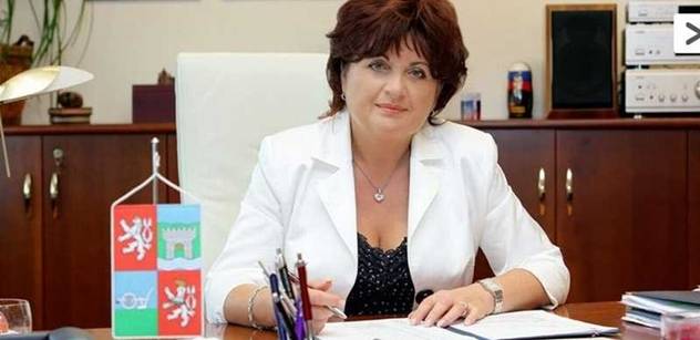 Populární hejtmanka Vaňhová: My tu nečekáme na vládní reformy, řídíme se rozumem