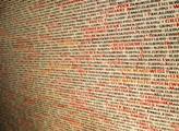 Lidé si připomenou oběti holocaustu předčítáním jejich jmen 