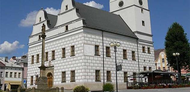 Lanškroun: Zastupitelstvo města rozhodlo o podání trestního oznámení na neznámého pachatele