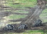 Tvrdé boje, tanky Abrams a… německá posádka? Na Ukrajině se dějí zajímavé věci