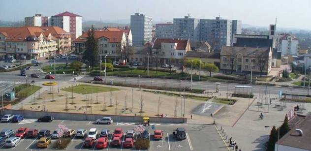 Otrokovice: Turistické infocentrum u Baťova kanálu zahájilo sezónu, přístaviště láká na řadu novinek