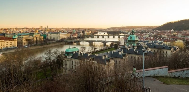 Praha: Pro mladé lidi bez domova chybí specializovaná péče