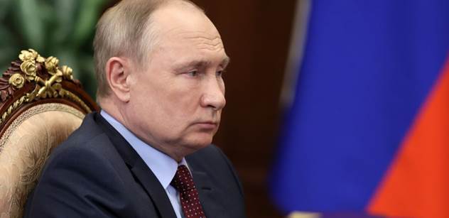 Putin v Mariupolu. Zločinec na místě činu, vzkazují z Kyjeva