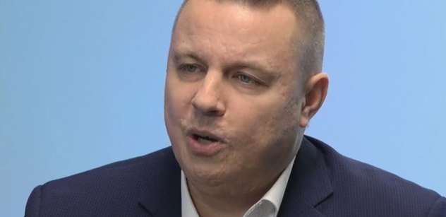 Rajchl (PRO): Odmítám, aby stát řídili politici, kteří jej vnímají jako ukrajinskou gubernii či bruselskou kolonii