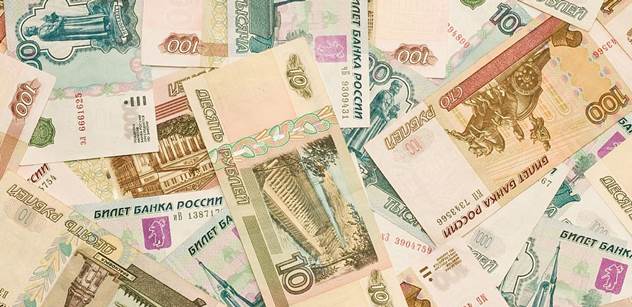 Kvůli sankcím a slabému rublu klesl český vývoz do Ruska během roku téměř o třetinu