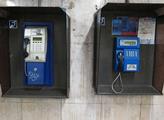 Z ulic Bohumína zmizí další dvě telefonní budky