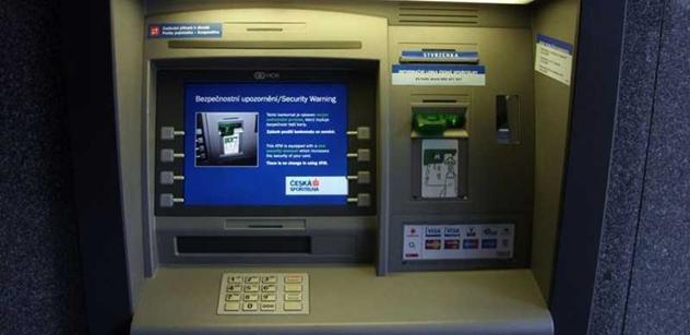 Do bankomatu lze vložit až 350 tisíc korun v hotovosti