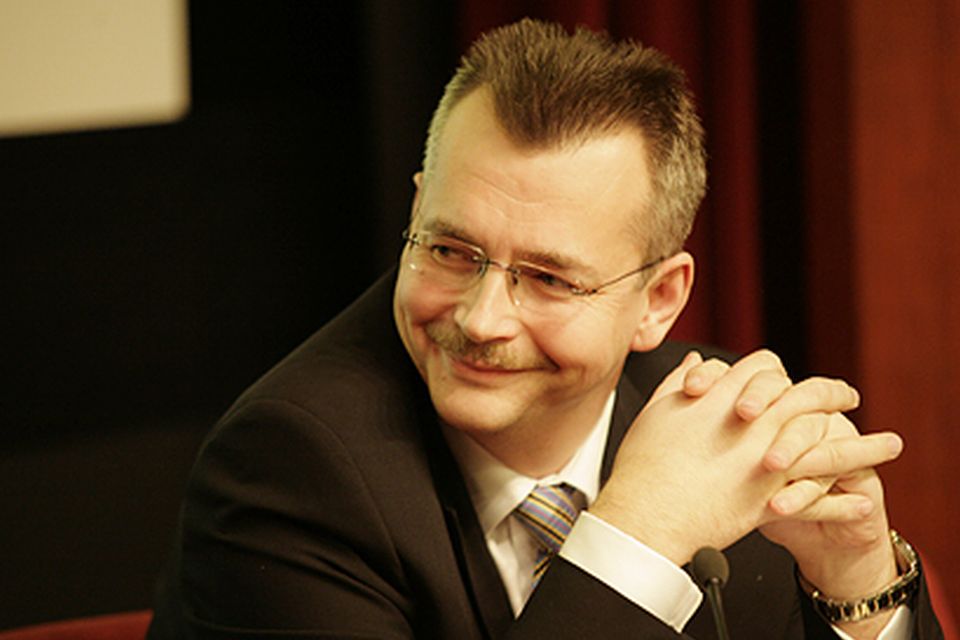 „Tu pí*u uzenou k nám nasadil *** Babiš. To je přesně Andrejův styl. Dělá všechno přes ***," nadává na nikdy neodtajněných odposleších Jaroslav Tvrdík - Vimarsana News