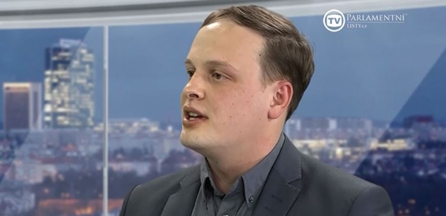 Pavel Peterka: ČNB ukončila intervenční režim a koruna oslabuje