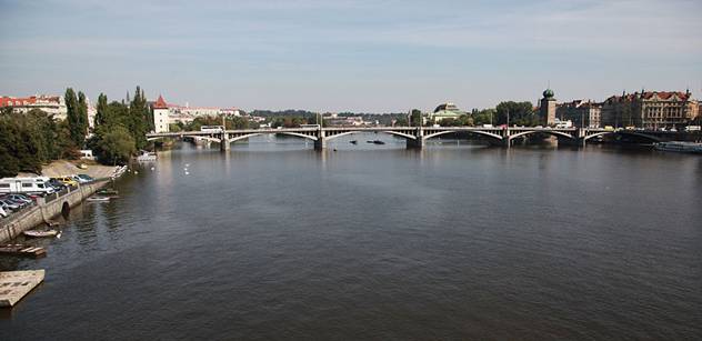 V Praze je vyhlášen třetí povodňový stupeň