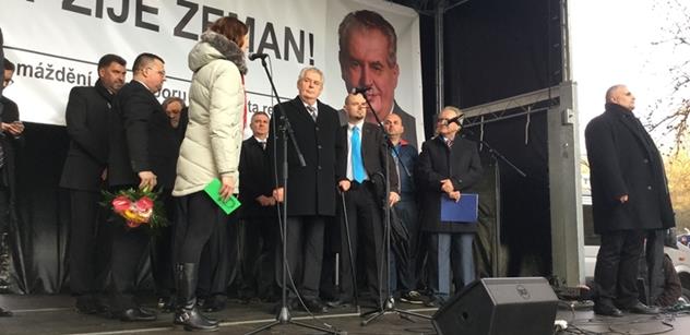 Totální triumf Miloše Zemana: Tisíce lidí řvaly nadšením a prezident zpráskal ty, kteří nám podle něj vymývají mozky