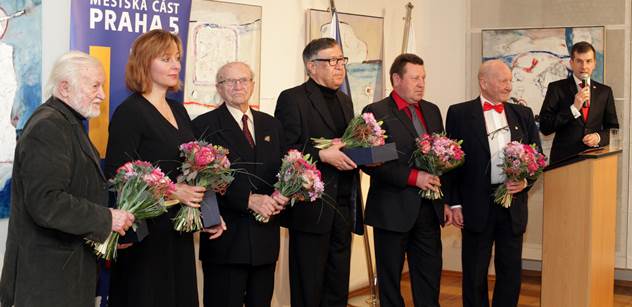 Praha 5 ocenila celoživotní díla šesti občanů