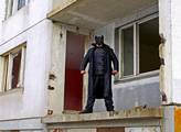 Slovensko má nový hit: Po Dunajské Stredě pobíhá nefalšovaný Batman