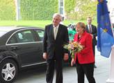 Německá kancléřka opět diskutovala s Putinem o násilí na východní Ukrajině