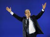 Francouzské prezidentské volby: Socialista Francois Hollande poráží Sarkozyho