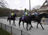 Jezdí zde policejní hlídky na koních