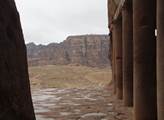 Skalní město Petra zbudovali Nabatejci a dobudoval...