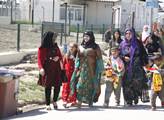 Kurdské ženy a dívky