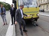 Slavnostní vypravení tramvaje v ukrajinských národ...