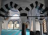 V berlínské mešitě