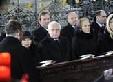 Bulvár sledoval prezidenta Klause po pohřbu Havla. Šel na mejdan
