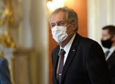 Prezident Zeman dostal vakcínu proti covidu, v nemocnici zůstane dva dny