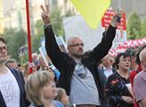 Andrej Babiš prý osobně udává lidi, kteří proti němu protestují. Aktivisté předložili důkaz