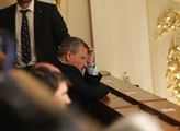 Komárek: Naše auta, domy a zemi sdílet nebudeme! Babiš udeřil na slabé místo Pirátů. Značná část jejich členů totiž...